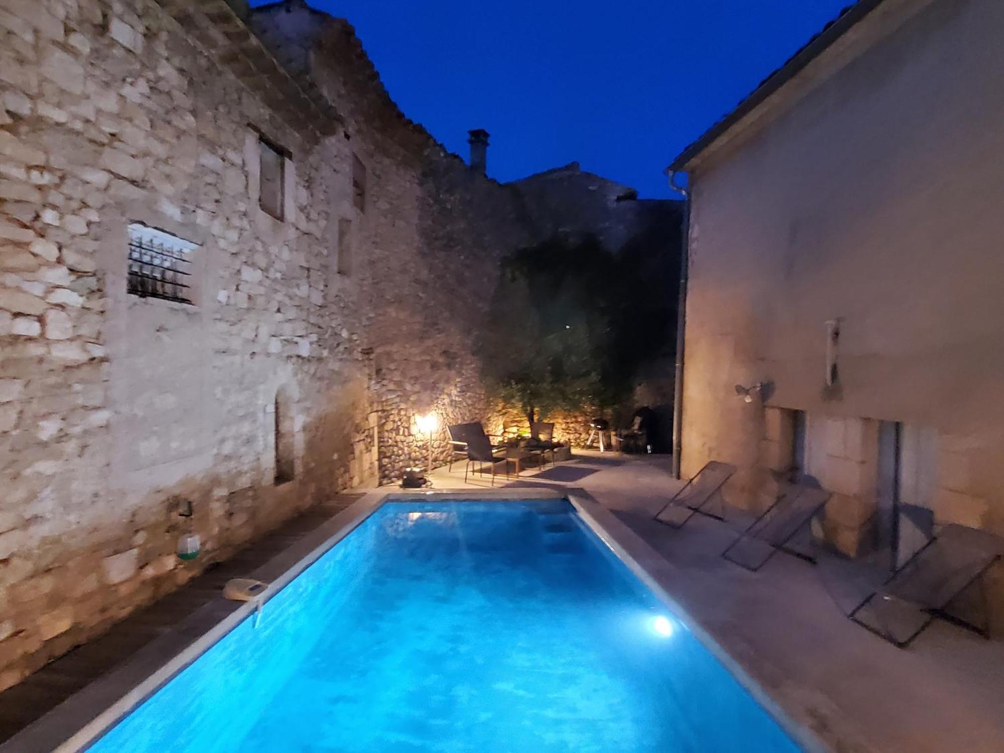La Maison Bleue Cereste Экстерьер фото