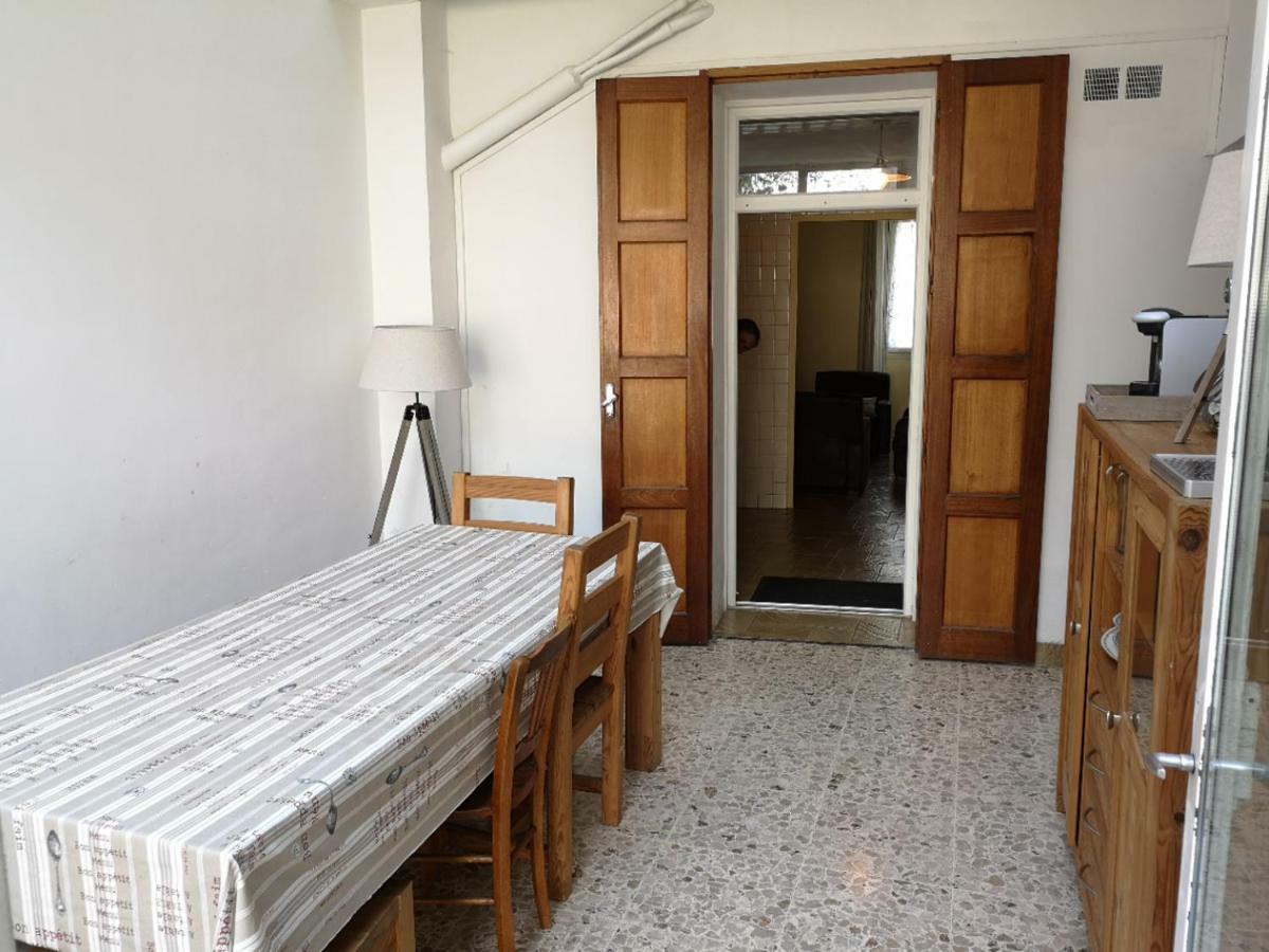 La Maison Bleue Cereste Экстерьер фото