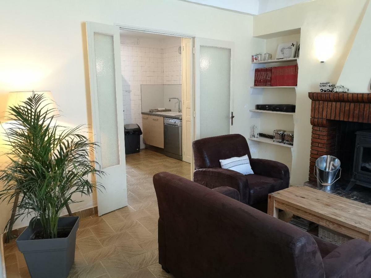 La Maison Bleue Cereste Экстерьер фото