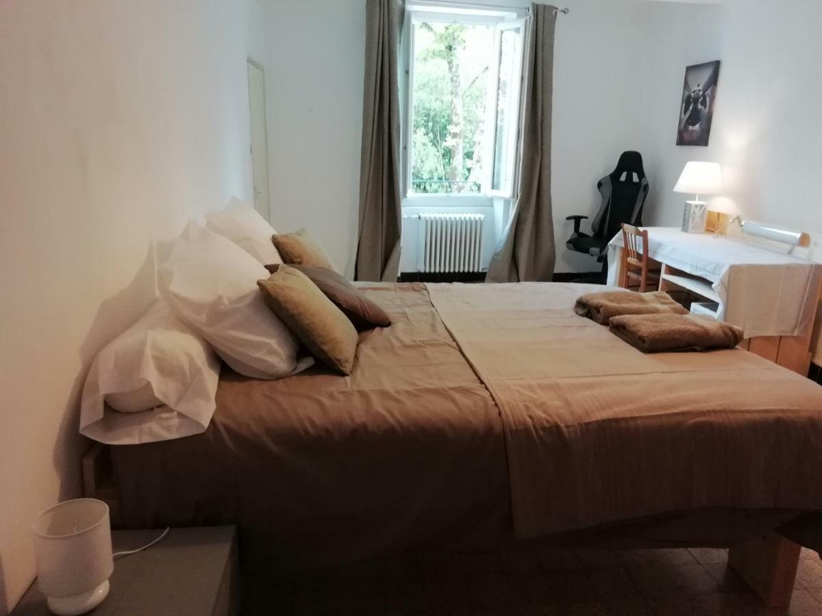 La Maison Bleue Cereste Экстерьер фото